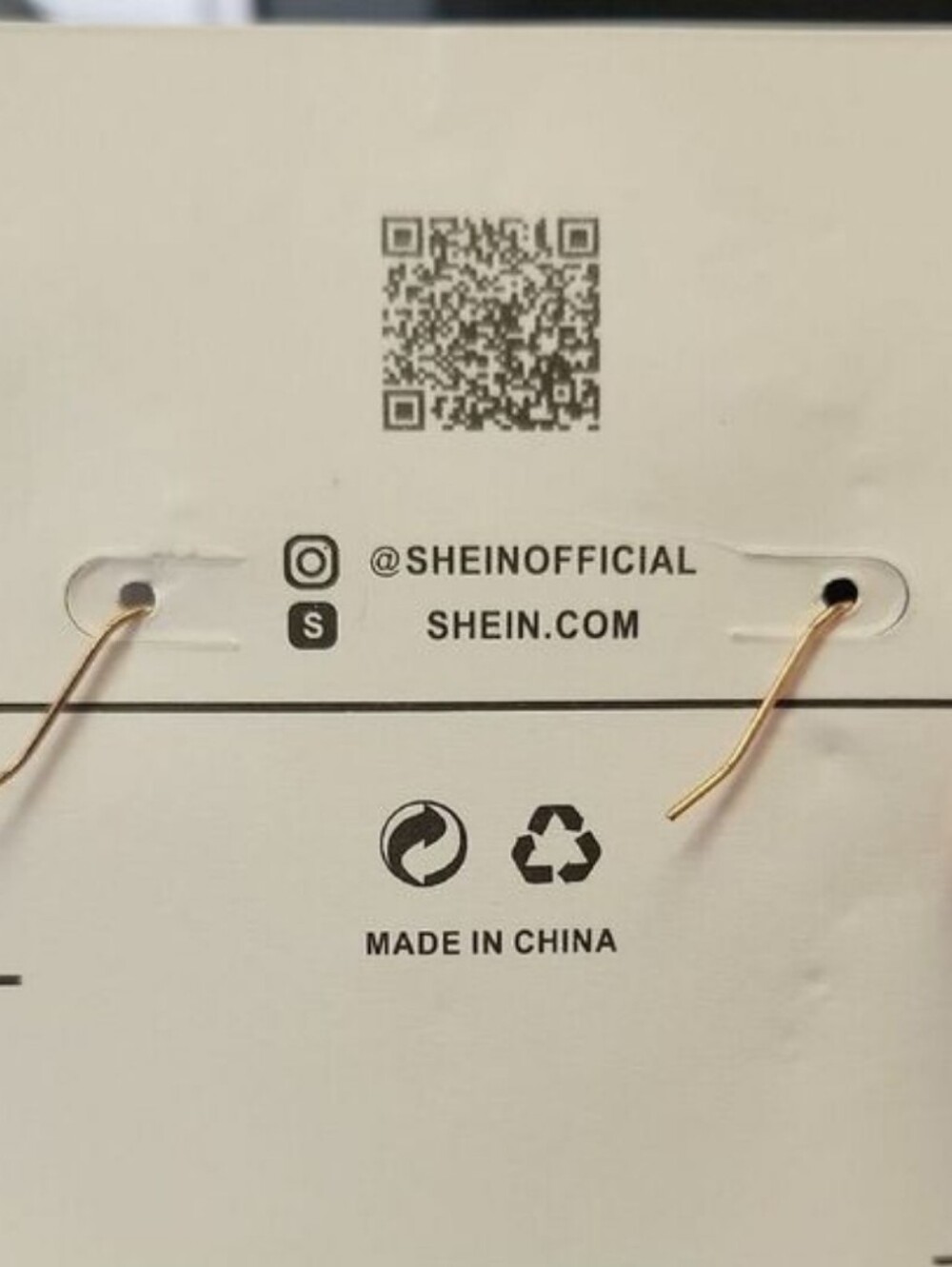 Shein Gold Leaf Earrings - Picture 7 of 8